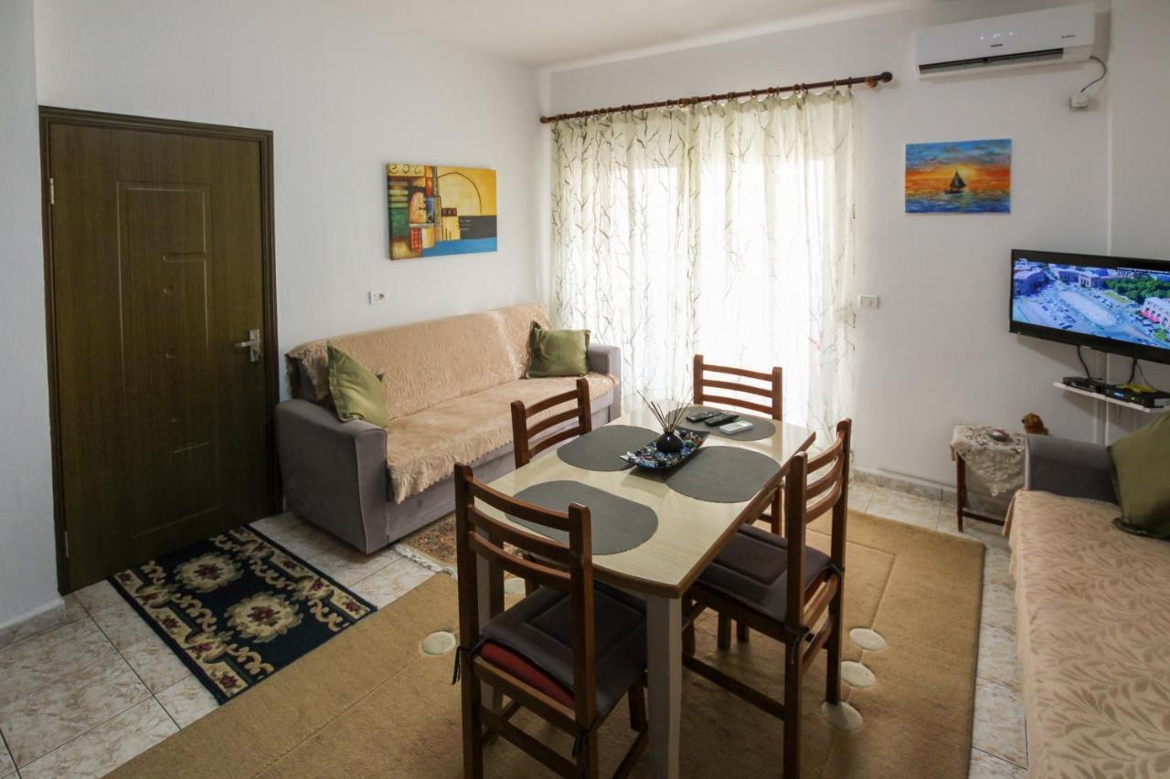 1 Bedroom Apartment With Fast Internet And Sea View Balcony In Durrës Eksteriør billede