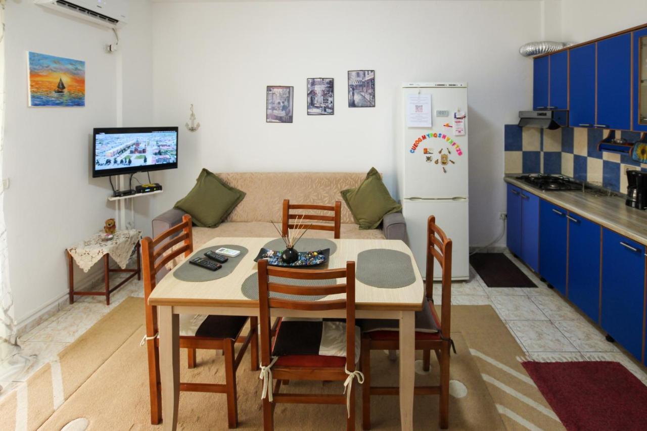 1 Bedroom Apartment With Fast Internet And Sea View Balcony In Durrës Eksteriør billede