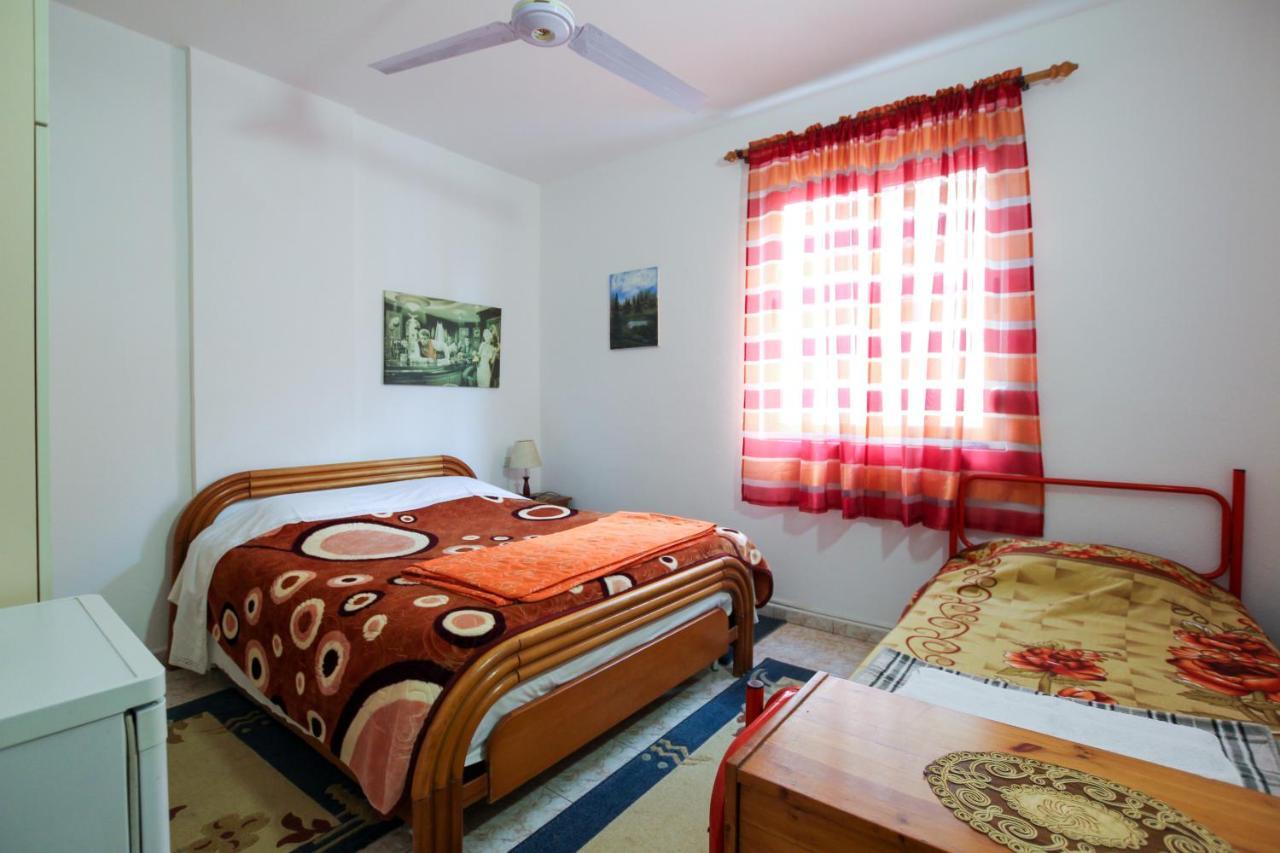 1 Bedroom Apartment With Fast Internet And Sea View Balcony In Durrës Eksteriør billede